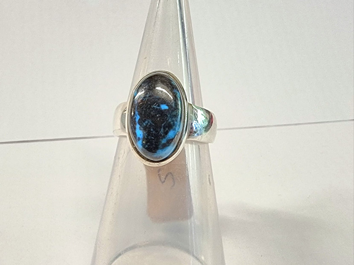 Mesmerising Polished Cavansite Ring Size S
